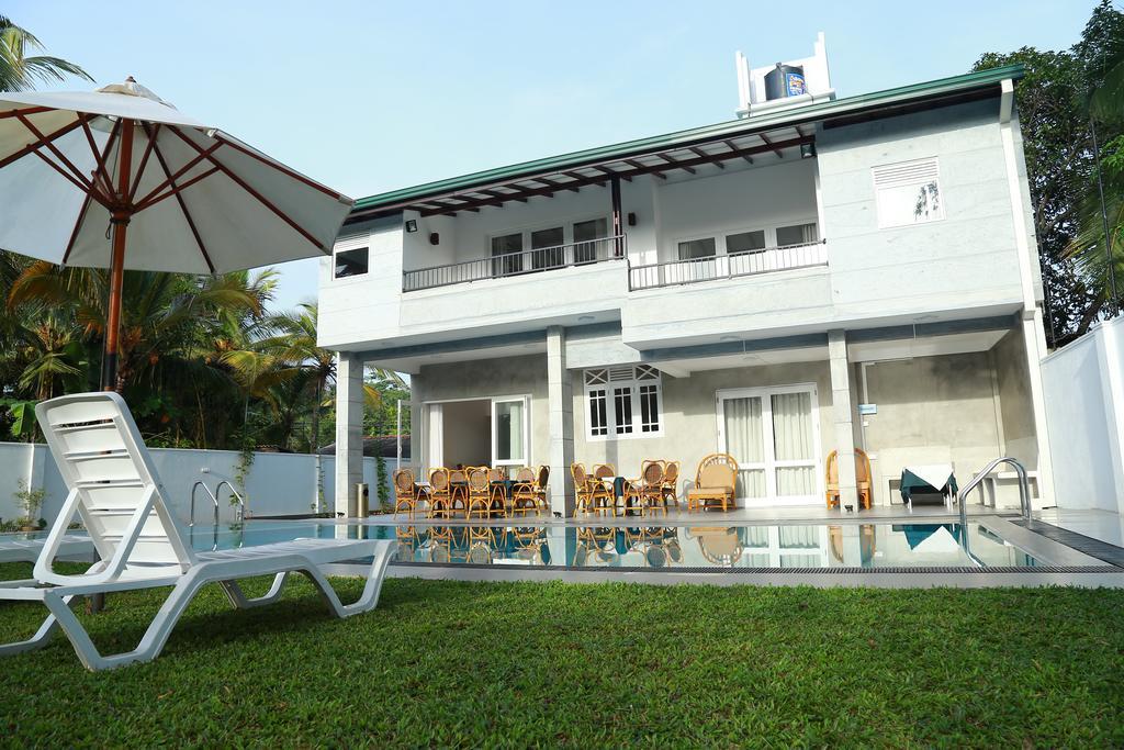 Hikka Nature Villa Hikkaduwa Buitenkant foto