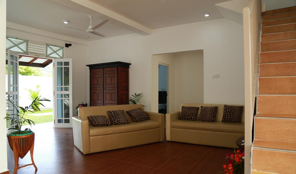 Hikka Nature Villa Hikkaduwa Buitenkant foto
