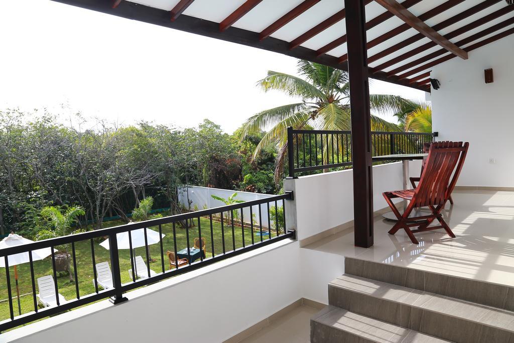 Hikka Nature Villa Hikkaduwa Buitenkant foto