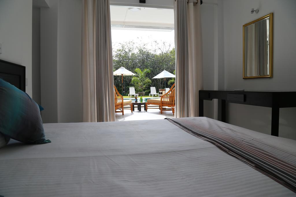 Hikka Nature Villa Hikkaduwa Buitenkant foto